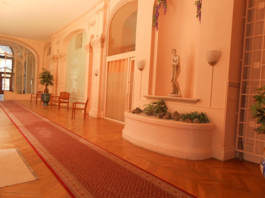 Le Sarciron Apartment Le Mont-Dore Exterior photo